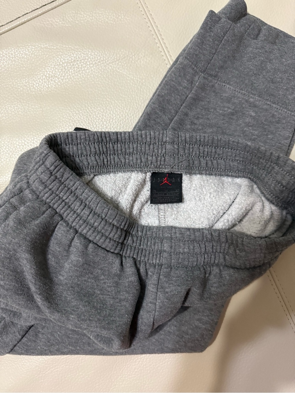 Nike Gray Logo Jogger Pants for Kids with White Swoosh Size XL 13-15 - Picture 5 of 5
